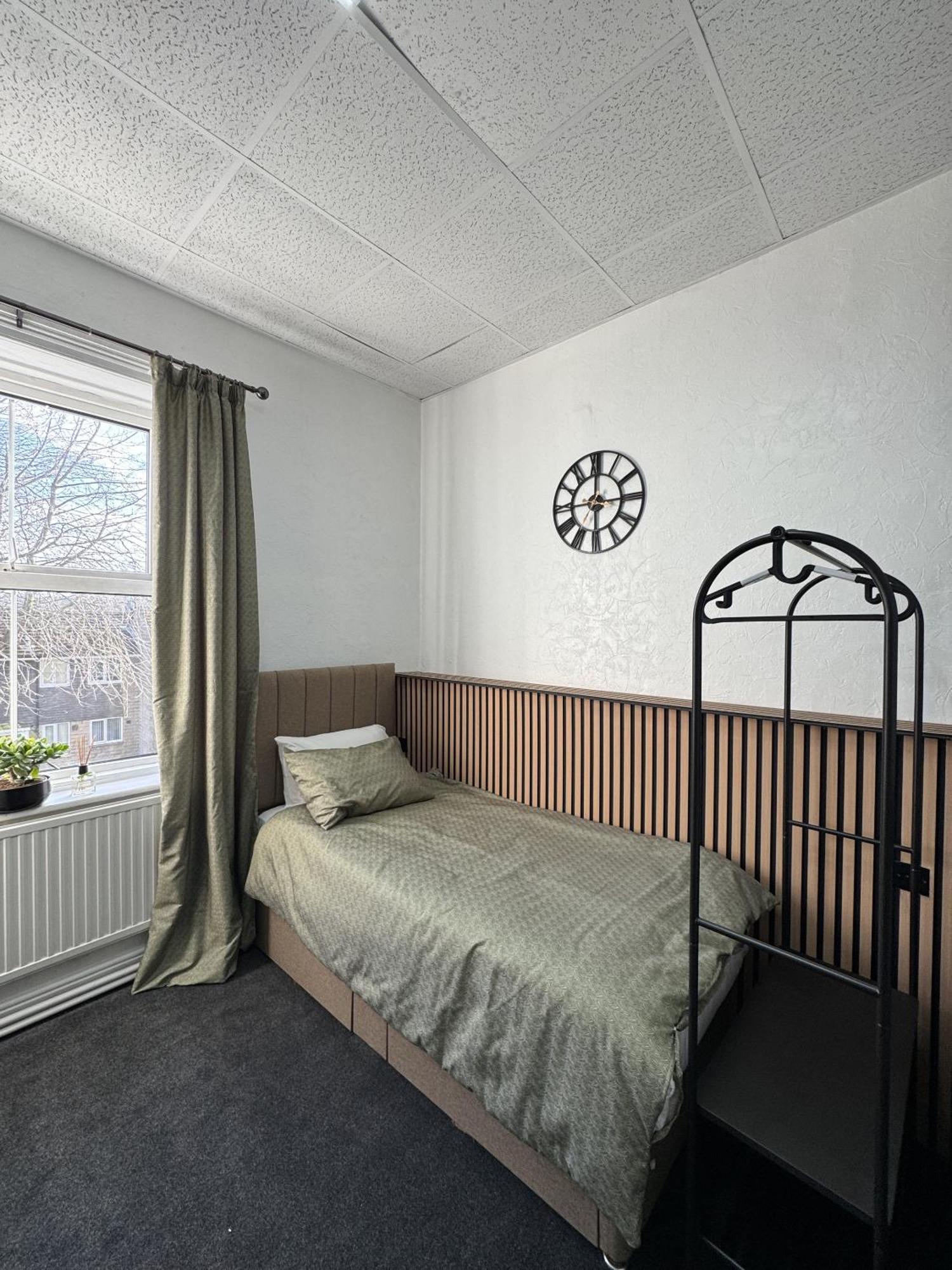 The Wickham Arms Hotel Cleckheaton Zimmer foto